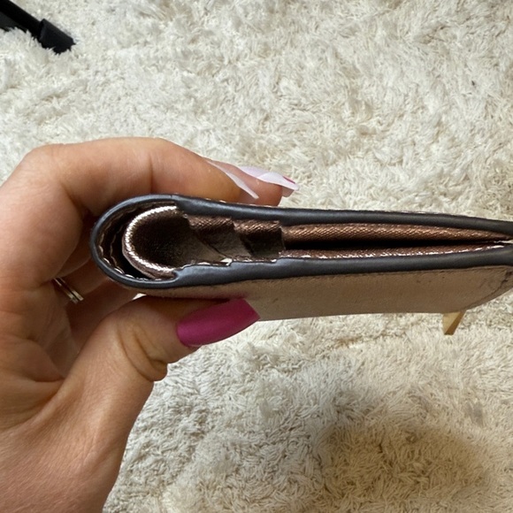 Tory Burch Emerson Mini Rose Gold Wallet - Picture 3 of 13